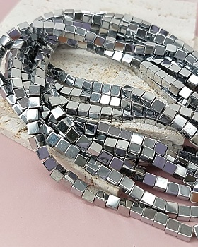 Нить 40 см Гематит, гематин 4 мм куб цвет платина (7977-П) купить в Воронеже | Заказать в интернет-магазине Viva Beads
