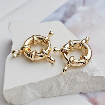 Замок круглый Штурвал 15 мм позолота 14к (5175-15-З) купить в Воронеже | Заказать в интернет-магазине Viva Beads
 Замок круглый Штурвал 15 мм позолота 14к (5175-15-З) купить в Воронеже | Заказать в интернет-магазине Viva Beads