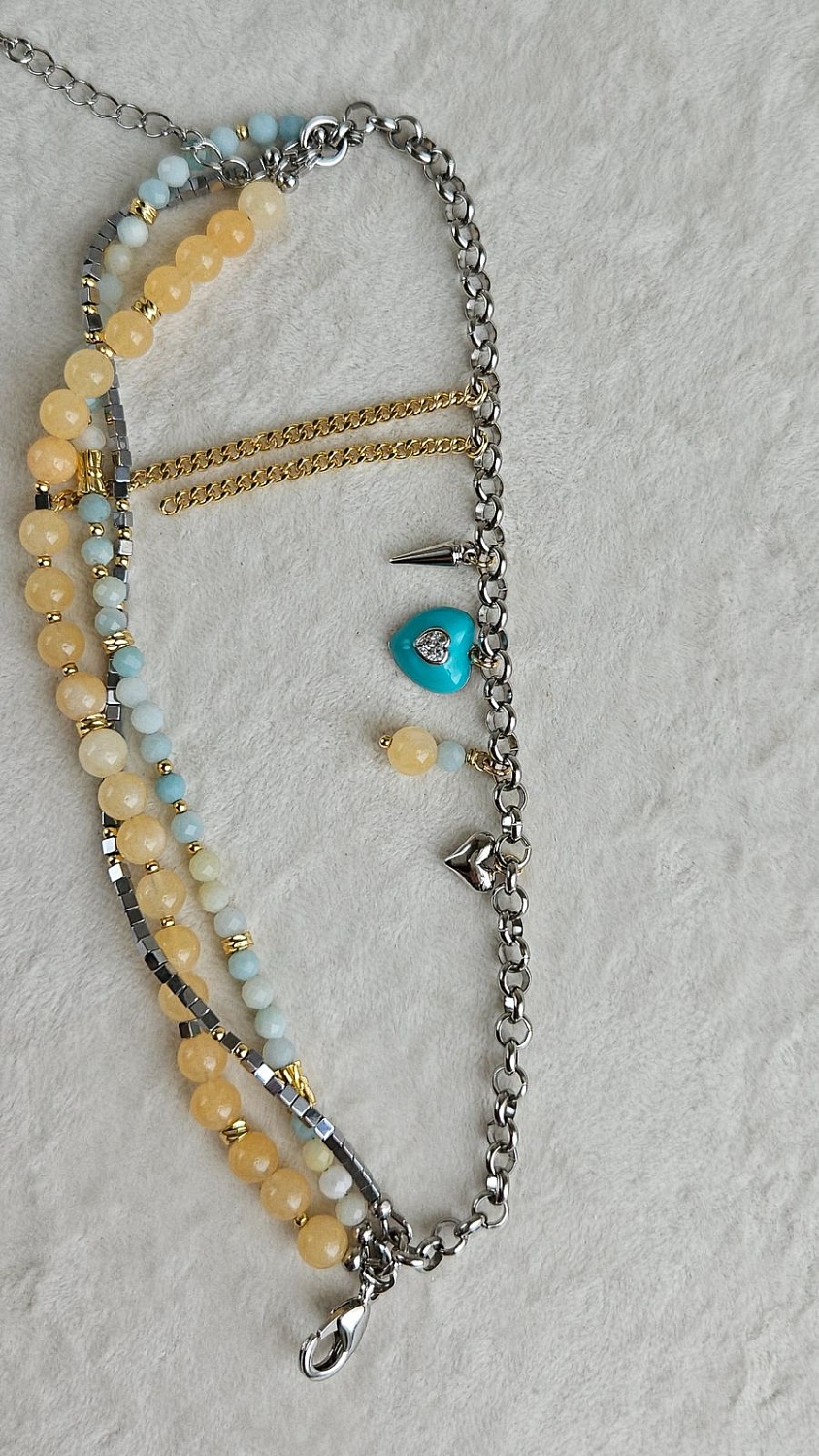 Как собрать многослойный браслет: техника, которая работает с любыми камнями