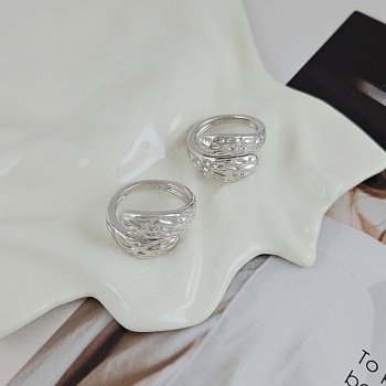 Кольцо Лепестки с текстурой свободного размера с родиевым покрытием (9912-Р)