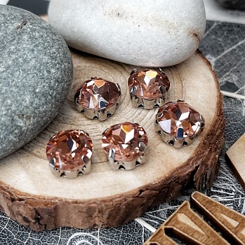 Шатон 8 мм в оправе Light Padparadscha (4315/8) купить в #REGION_P# | Заказать в интернет-магазине Viva Beads
 Шатон 8 мм в оправе Light Padparadscha (4315/8) купить в #REGION_P# | Заказать в интернет-магазине Viva Beads