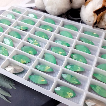 Кристалл Navette 15 х 7 мм хрустальное стекло Pacific Opal (4633) купить в #REGION_P# | Заказать в интернет-магазине Viva Beads
 Кристалл Navette 15 х 7 мм хрустальное стекло Pacific Opal (4633) купить в #REGION_P# | Заказать в интернет-магазине Viva Beads