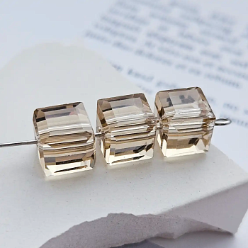 УЦЕНКА 1 шт. Бусина куб ок. 8 мм бежевый хрустальное стекло (8642-БЕЖ-УЦ) купить в Воронеже | Заказать в интернет-магазине Viva Beads
 УЦЕНКА 1 шт. Бусина куб ок. 8 мм бежевый хрустальное стекло (8642-БЕЖ-УЦ) купить в Воронеже | Заказать в интернет-магазине Viva Beads