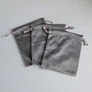 Мешочек бархатный ок. 11.8x10 см , цвет темно-серый (7477-ТС) купить в Воронеже | Заказать в интернет-магазине Viva Beads
 Мешочек бархатный ок. 11.8x10 см , цвет темно-серый (7477-ТС) купить в Воронеже | Заказать в интернет-магазине Viva Beads