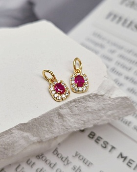 Подвеска с фианитами 8.6х5.7 мм рубиновый, позолота 14к (8349-РУБЗ) Подвеска с фианитами 8.6х5.7 мм рубиновый, позолота 14к (8349-РУБЗ)