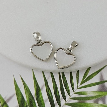 Подвеска Сердце 12х11.5 мм с перламутром, родиевое покрытие (7237-Р) купить с доставкой по России | Интернет-магазин Viva Beads