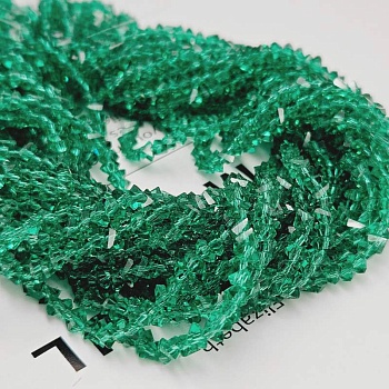 Нить 31 см Бусина стеклянная крошка ок. 4x3x2 мм зеленый (7338-4-ЗЕЛ) купить в Воронеже | Заказать в интернет-магазине Viva Beads
 Нить 31 см Бусина стеклянная крошка ок. 4x3x2 мм зеленый (7338-4-ЗЕЛ) купить в Воронеже | Заказать в интернет-магазине Viva Beads