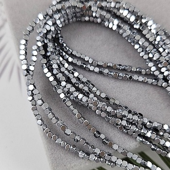 Нить 39 см Гематит, гематин 1.8-2 мм граненый куб цвет платина (6999-П) для бижутерии купить с доставкой по России | Интернет‑магазин Viva Beads