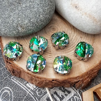 Шатон 8 мм в оправе MediumSeaGreen (4315/1) купить в #REGION_P# | Заказать в интернет-магазине Viva Beads
 Шатон 8 мм в оправе MediumSeaGreen (4315/1) купить в #REGION_P# | Заказать в интернет-магазине Viva Beads