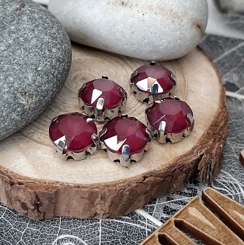 Шатон 8 мм в оправе Siam лаковый (4315/11) купить в #REGION_P# | Заказать в интернет-магазине Viva Beads
 Шатон 8 мм в оправе Siam лаковый (4315/11) купить в #REGION_P# | Заказать в интернет-магазине Viva Beads