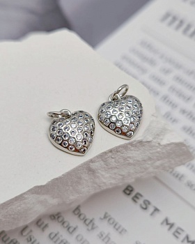 Подвеска Сердце с фианитами / цирконами 10.8x12 мм родиевое покр. (8351-Р) купить с доставкой по России | Интернет-магазин Viva Beads