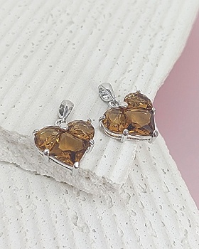 Подвеска Сердце с фианитами 14.5х14 мм цвет дымчатый кварц, родиевое покр. (6647-ДКВР)