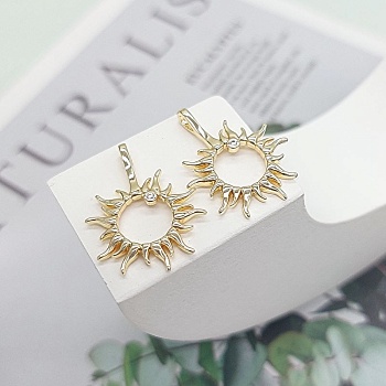 Подвеска Солнце с фианитом 22.6х17 мм позолота (7597-З) Подвеска Солнце с фианитом 22.6х17 мм позолота (7597-З)