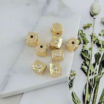 1 шт. Бусина металлическая форма кусочка камня ок. 7.7х8.4х8.6 мм с фианитом в позолоте 14К (9770-З) купить в Воронеже | Заказать в интернет-магазине Viva Beads
 1 шт. Бусина металлическая форма кусочка камня ок. 7.7х8.4х8.6 мм с фианитом в позолоте 14К (9770-З) купить в Воронеже | Заказать в интернет-магазине Viva Beads