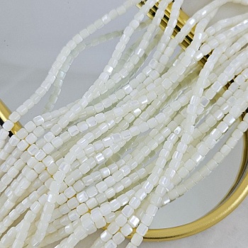 Нить 39 см Перламутр натуральный ок. 3.5х3.5 мм бочонок, белый (6566-Б) для бижутерии купить с доставкой по России | Интернет‑магазин Viva Beads