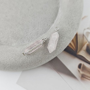 УЦЕНКА Подвеска шестиугольник 21.4х7х4.7 мм с розовым кварцем, родиевое покрытие (9246-РК-Р-УЦ) для бижутерии купить с доставкой по России | Интернет‑магазин Viva Beads