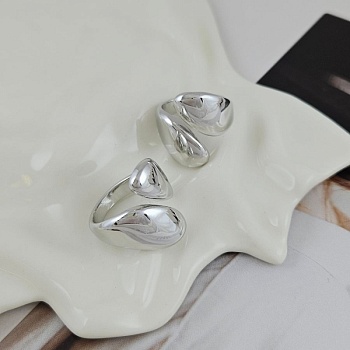 УЦЕНКА Кольцо Капли 17.2 размера с родиевым покрытием (9401-Р-УЦ)