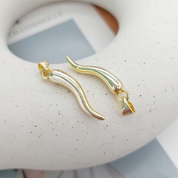 Подвеска Перчик 26.7x4.5 мм позолота (7667-З) Подвеска Перчик 26.7x4.5 мм позолота (7667-З)