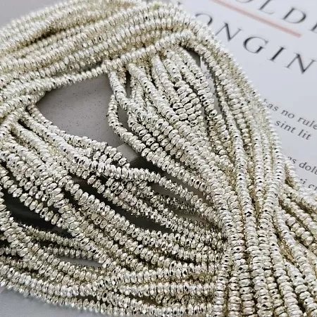 Нить 19 см Гематит 3x1.5 мм граненый рондель, цвет белое серебро (8785-С) купить в Воронеже | Заказать в интернет-магазине Viva Beads
